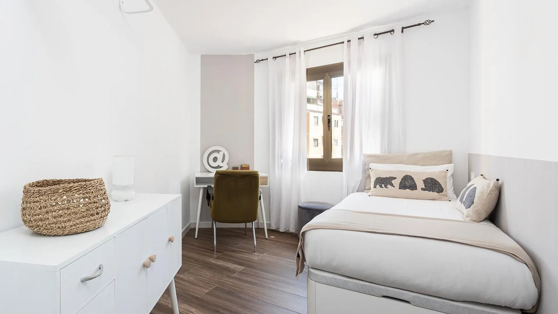 Apartman Stylish&Bright Close To Subway Esplugues de Llobregat