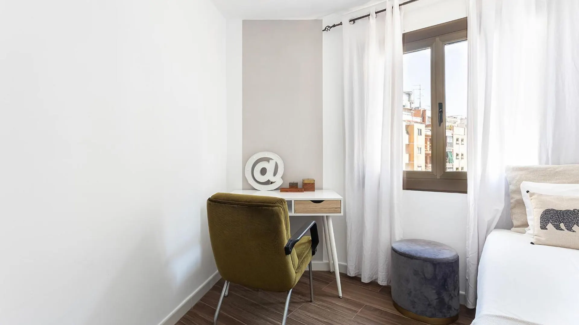 Stylish&Bright Close To Subway Esplugues de Llobregat Spanyolország